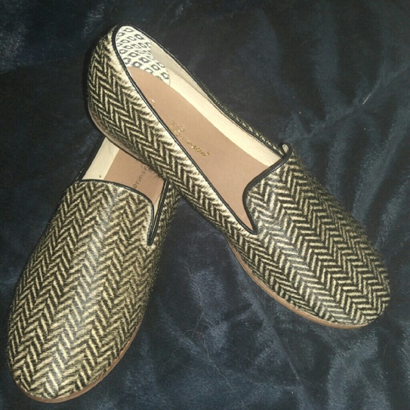 Matt Bernson calf-hair slippers NEVER WORN! ❤️