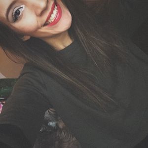 Meet your Posher, Hannah