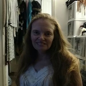 Meet your Posher, Carol