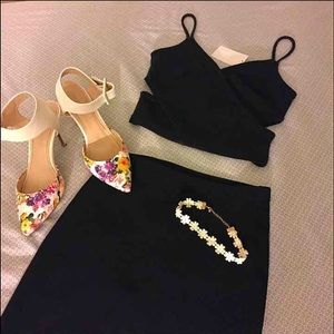 Black Crop Top