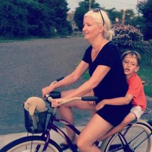 Meet your Posher, Jennifer