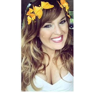 Meet your Posher, Connie