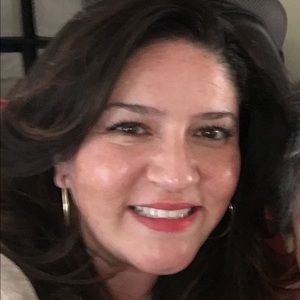 Meet your Posher, Veronica