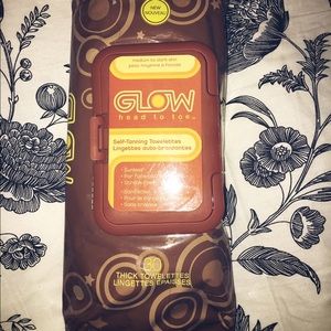 Tanning wipes