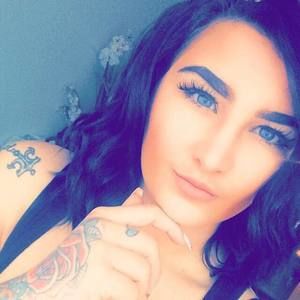 Meet your Posher, Savannah