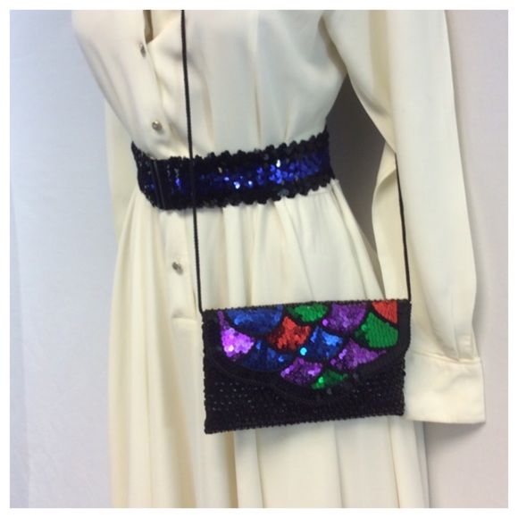 La Regale Handbags - LA REGALE LTD SEQUIN PURSE AND BELT
