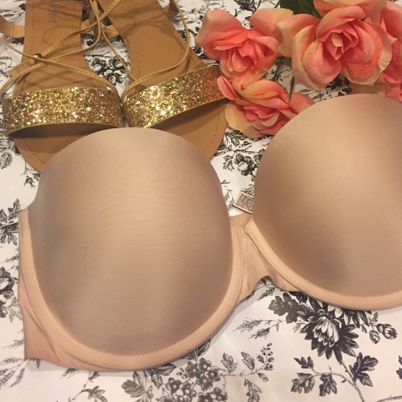Victoria's Secret Other - Strapless Nude Victoria Secret Bra