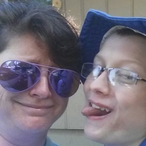 Meet your Posher, Beth