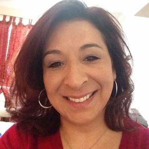 Meet your Posher, Yolanda