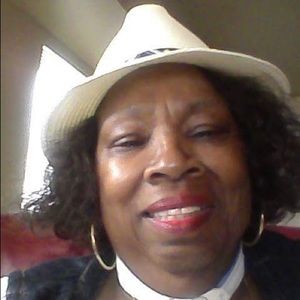 Meet your Posher, Lottie