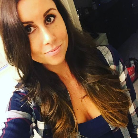 Meet your Posher, Shelby - Picture 1 of 1