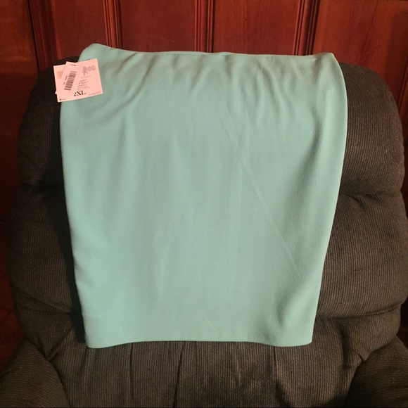 Lularoe NWT, Cassie Turquoise skirt 2x