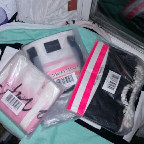 3 TOTES, 1 PRICE