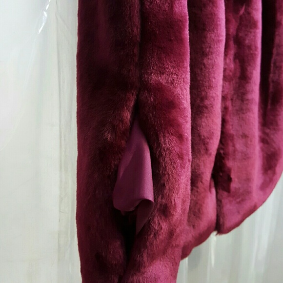 Vest - Picture 2 of 3