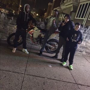 Meet your Posher, Ace