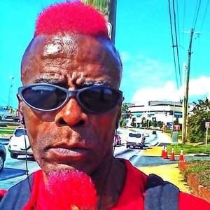 Meet your Posher, Thomas