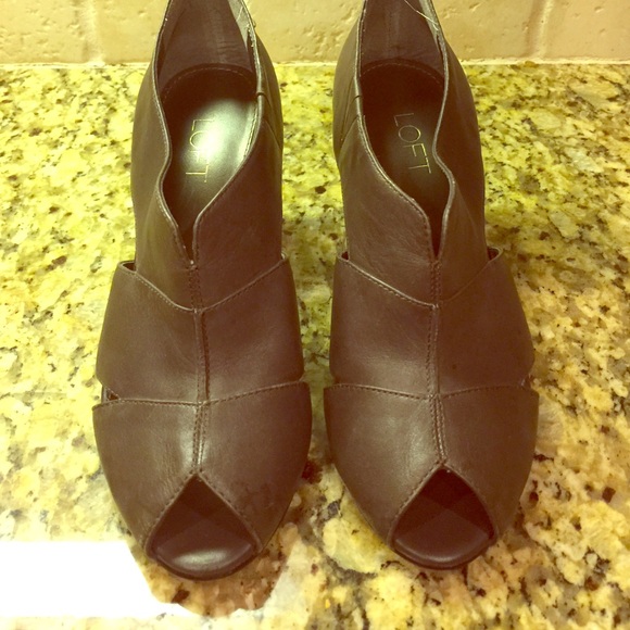 Loft Peep Toe Leather Shoe-ST