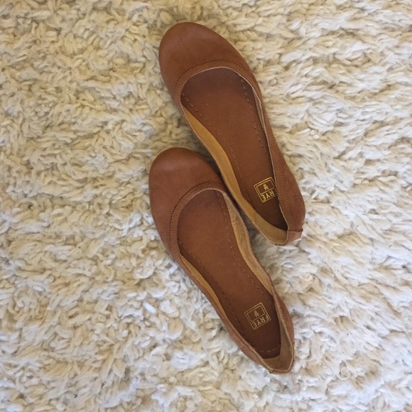 Frye Flats