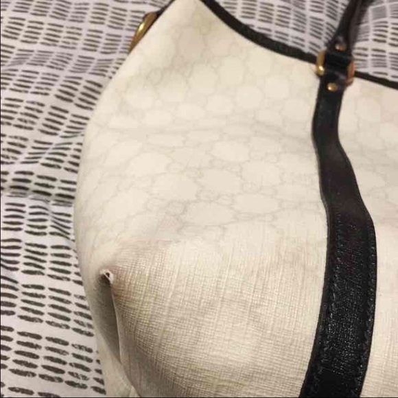 Sold ❤️Authentic Gucci Tote - Picture 2 of 4