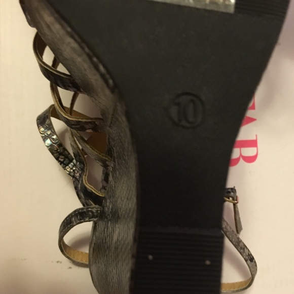 Snake print wedges - Picture 4 of 4