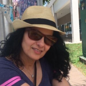 Meet your Posher, Luz