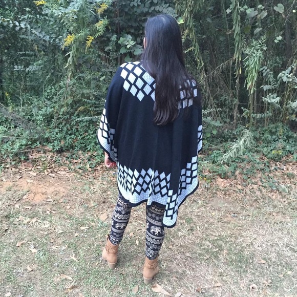 Open Style Sweater - Picture 4 of 4