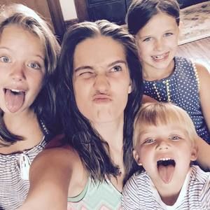 Meet your Posher, Jade