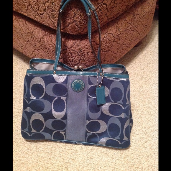 Coach Shoulder Bag--CHRISTMAS SALE!