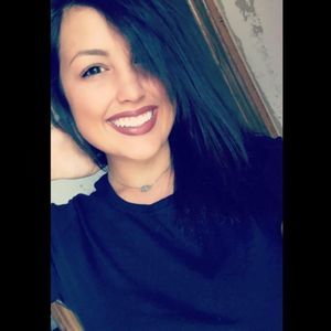 Meet your Posher, Leah