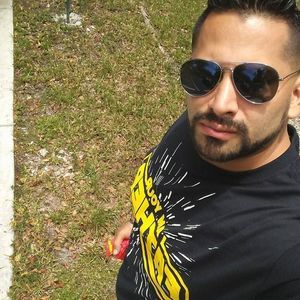 Meet your Posher, Eduardo