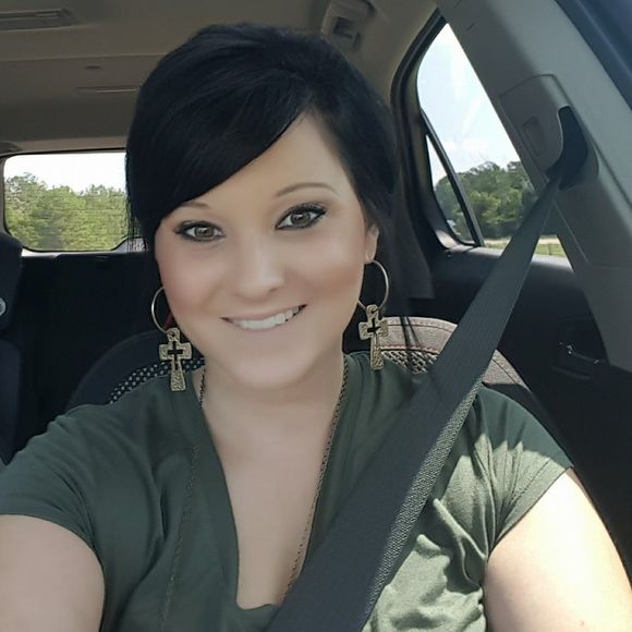 Meet your Posher, Stacey