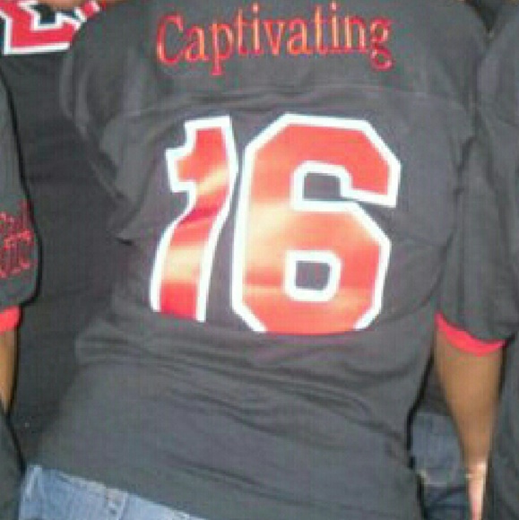 Meet your Posher, Andrea - Picture 1 of 1