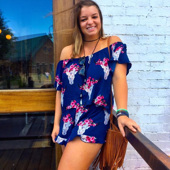 Meet your Posher, Briana