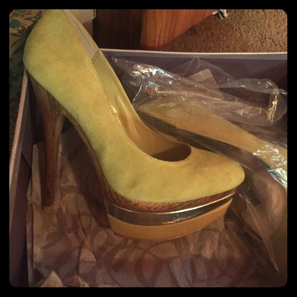Bakers Taryn pumps