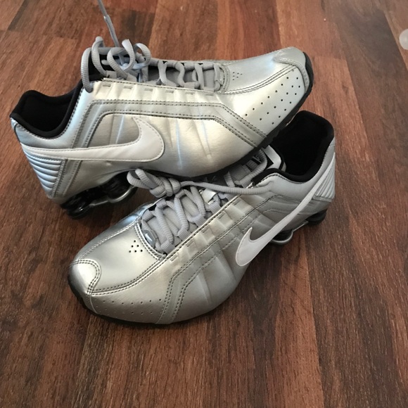 Nike Shox Junior - Picture 1 of 1