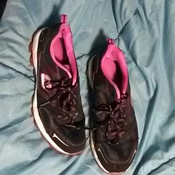 Women's shoes