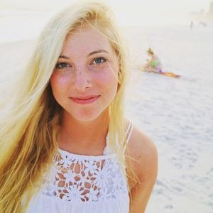 Meet your Posher, Carly