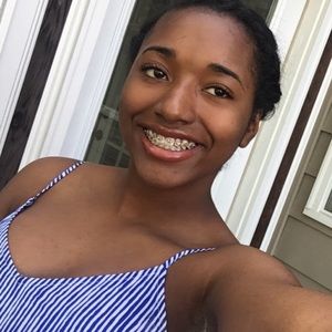 Meet your Posher, Briana