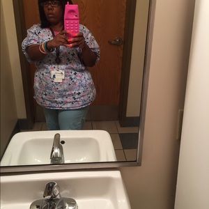 Meet your Posher, Leticia