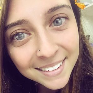 Meet your Posher, Shawna