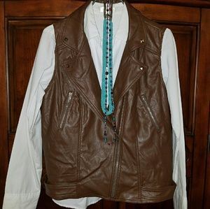 ZIGZAG ZAG STRIPE Pleather Vest