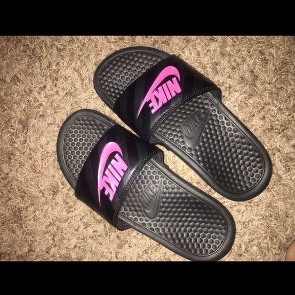 Nike slides(trade don't buy)