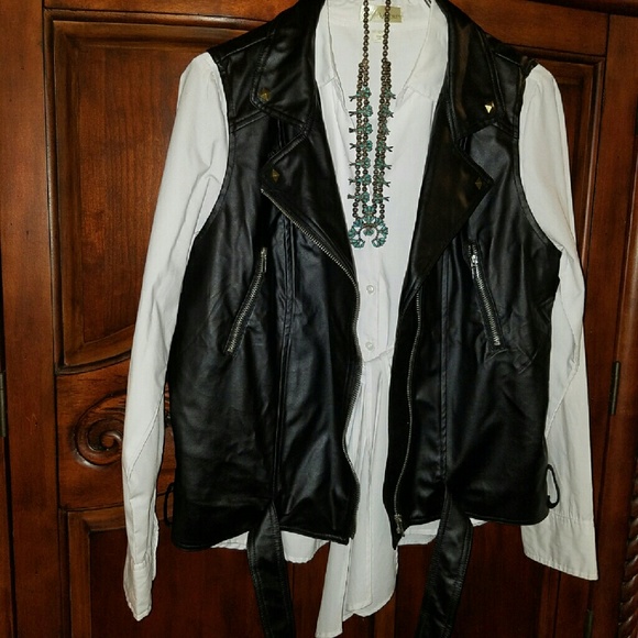 ZIGZAG ZAG STRIPE Pleather Vest