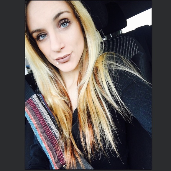 Meet your Posher, Kaitlyn