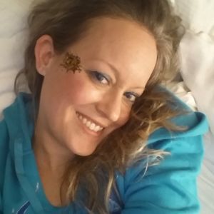 Meet your Posher, Kendra kenna