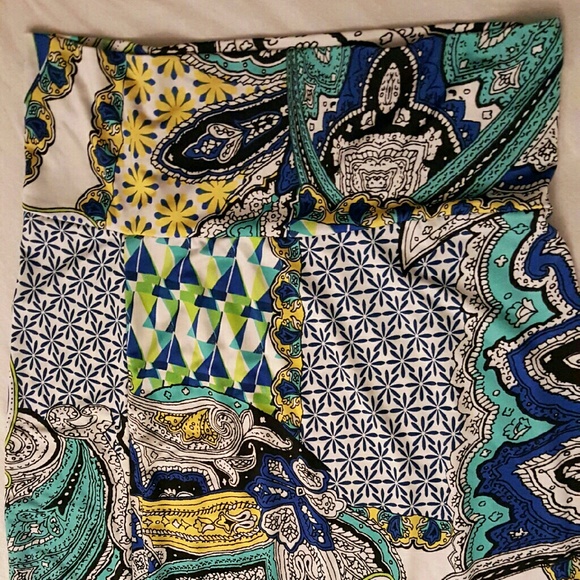 SALE Tribal/Aztec pattern Maxi Skirt - Picture 2 of 3