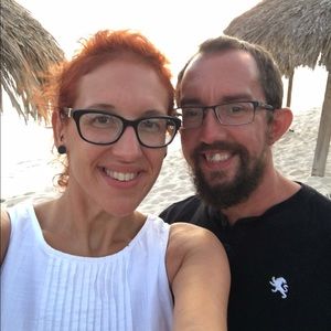 Meet your Posher, Casey