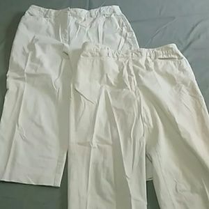 🌞Set of 2 Khaki Capri Pants