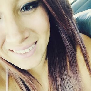 Meet your Posher, Candice