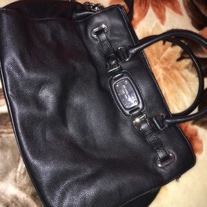 Black leather Michael Kors Bag Used Once